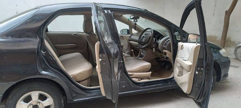 Honda City IDSI 2006 3