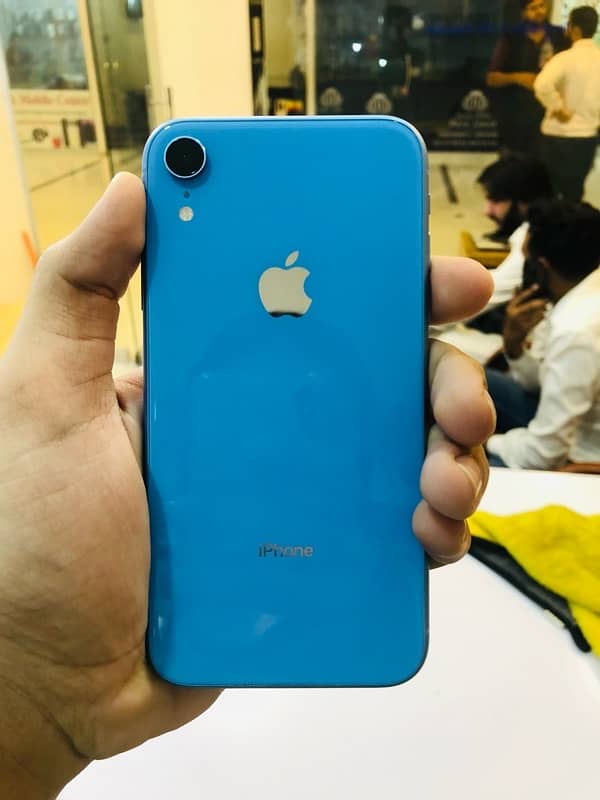 iPhone XR 4 Month sim working 64 Gb urgent for sale 10/10 1