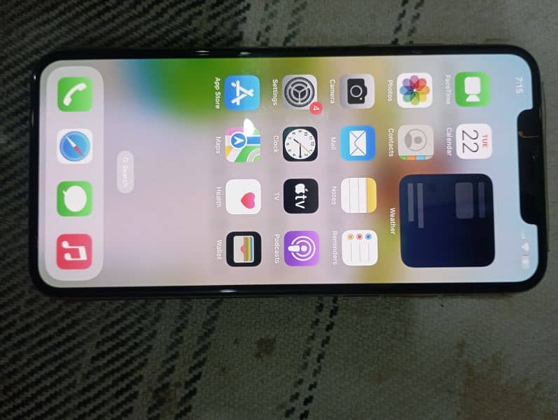 iPhone X's max non pta 10/10 condition 1