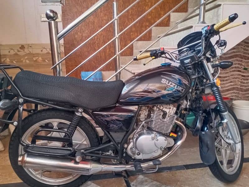 Suzuki gs150se 2022 2