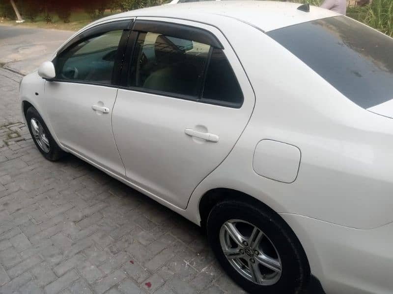 Toyota Belta 2006 11