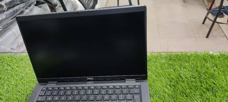 Dell Latitude 7420 2