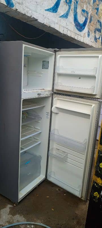 LG refrigerator 1