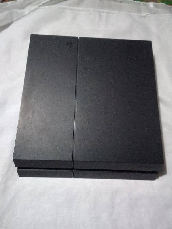 Playstation 4 l 1 TB l Urgent Sell 7