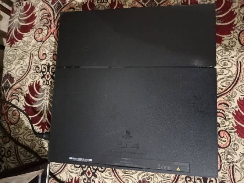 Playstation 4 l 1 TB l Urgent Sell 8