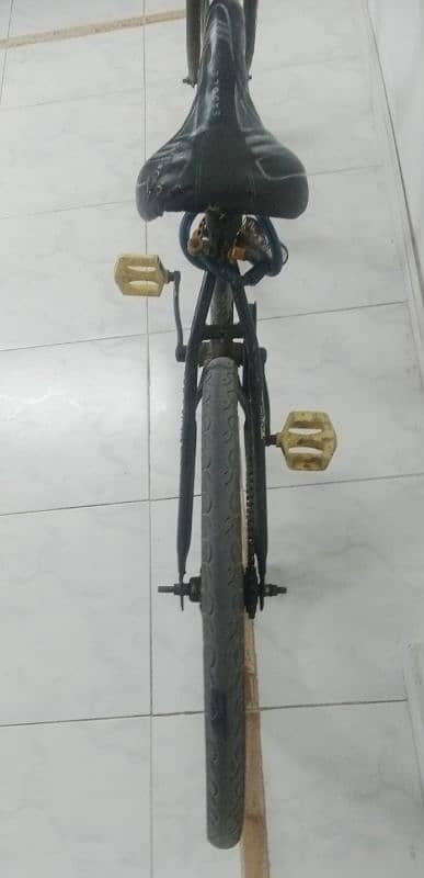 SIMPLE BICYCLE IN USED 5