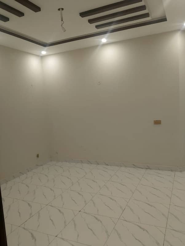 1 Kanal Upper Portion Available For Rent In DHA Phase 3 Block-W 4