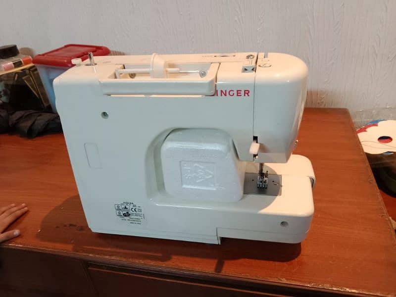 Singer sewing machine 1