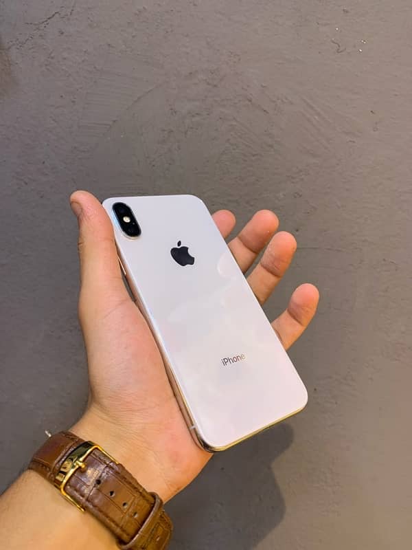 iphone x pta approved 64gb 0