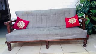 5 seater Sofa Set , Good Condition, strong material , affordable price