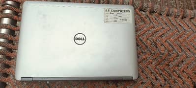 Dell laptop 4th generation core i5