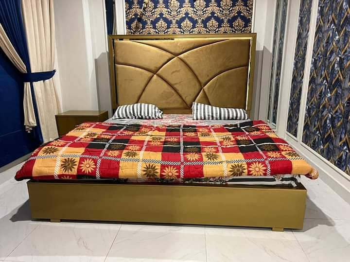 2 BED FULLY FURNISHED APARTMENT FOR RENT IN BAHRIA TOWN LHR 0