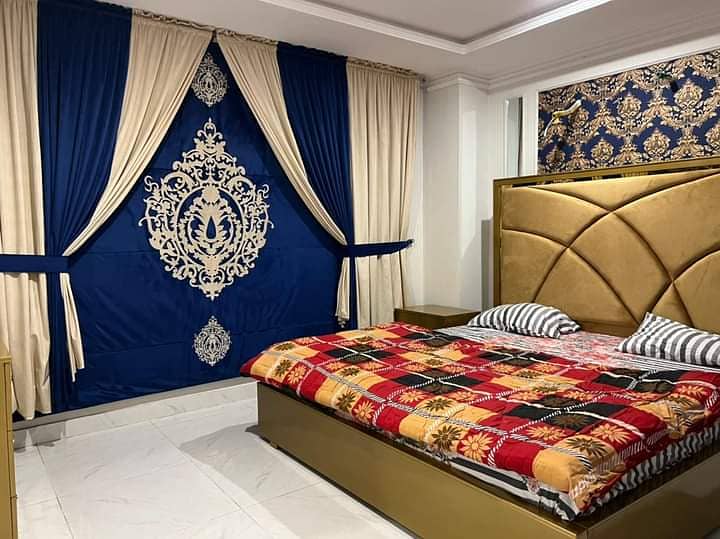 2 BED FULLY FURNISHED APARTMENT FOR RENT IN BAHRIA TOWN LHR 1