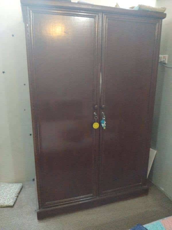 wardrobe for sell 3