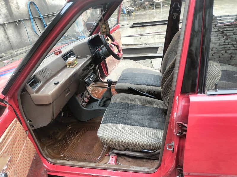 Daihatsu Charade 1986 4