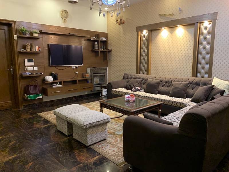 Ten Marla Furnished House in Bahria Town Lahore 10