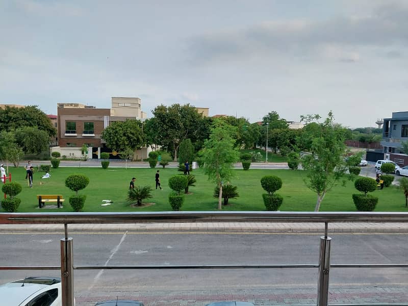 Studio Apartment For Rent in Bahria Town Lahore 4