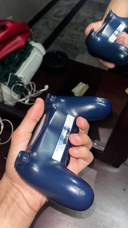 PS4 controller 3