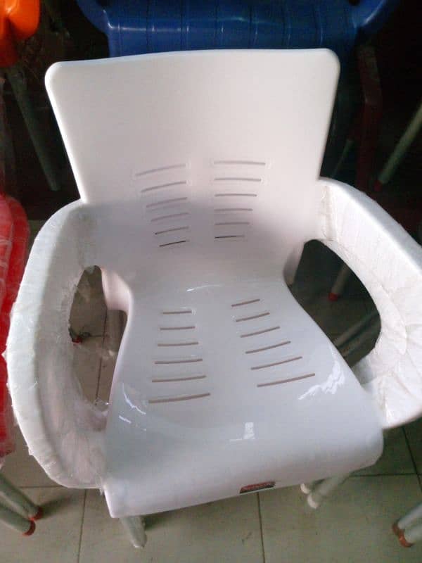 plastic chair relaxo 2