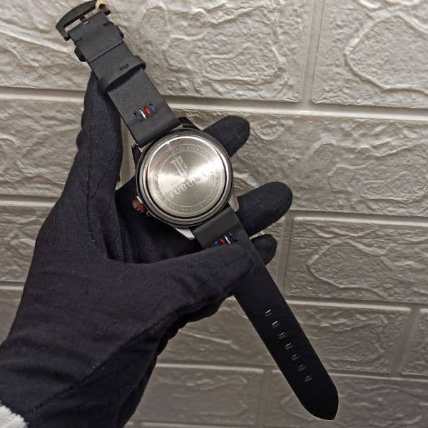 Tubular Watch With Down Second Chrono 3