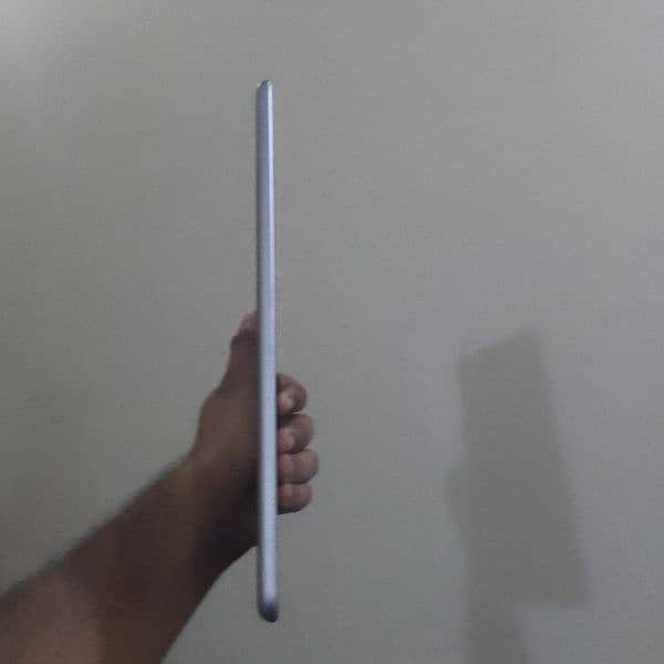 Ipad 6 generation 32gb 2