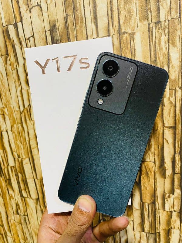 vivo y17s urgent for sale. 1