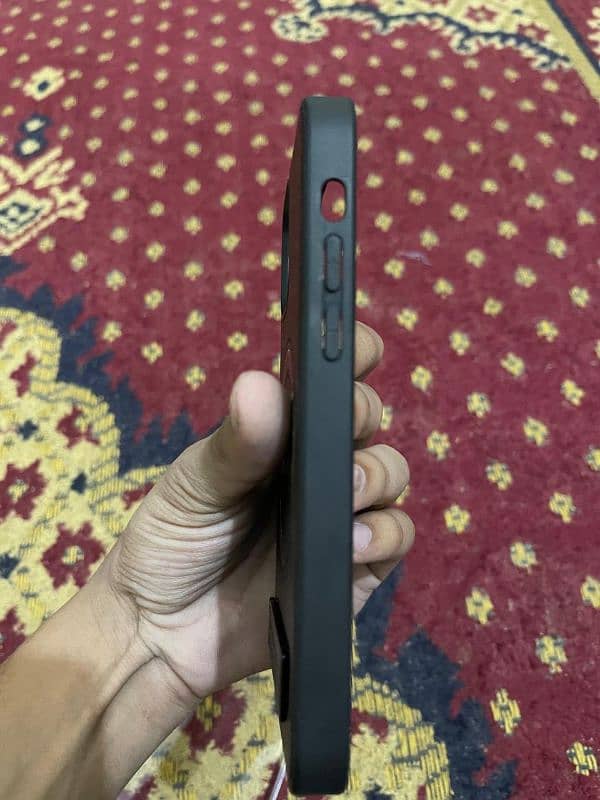 Iphone 12 pro cover 9