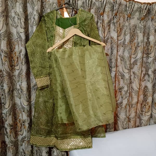 fancy dress beautiful stylish party wear in 10/10 condition 1