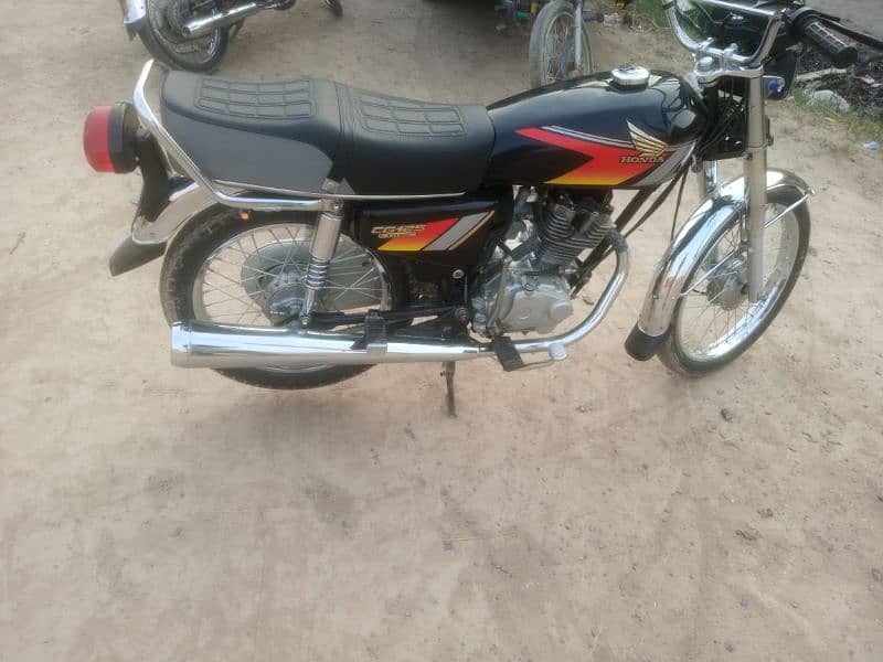 Honda 125 cg 0313///4947//845 2005 model 1