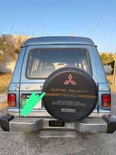 Mitsubishi Pajero 1989