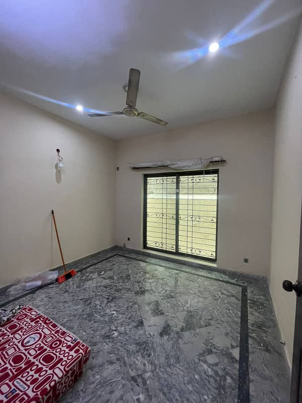 5 Marla Good Condition House With Gas Available For Rent In Bahria Town Lahore. 1