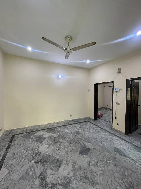 5 Marla Good Condition House With Gas Available For Rent In Bahria Town Lahore. 3