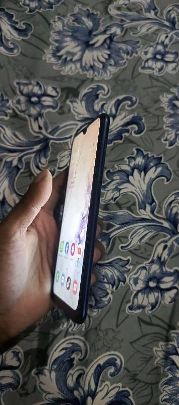 Samsung Galaxy a 10 7