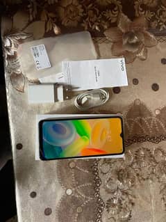 Vivo y 16 complete box 0