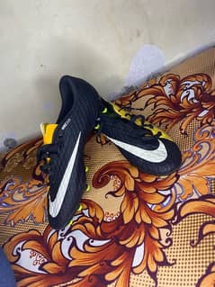 Nike UK6US5 original football shoes, Nike UK6 US5