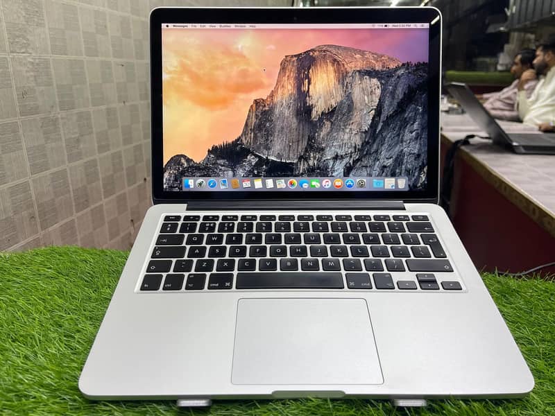 MacBook Pro 2015 i5 16/256 1