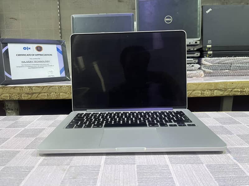 MacBook Pro 2015 i5 16/256 5