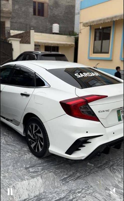 Honda Civic Oriel 2017 0