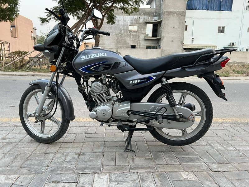 Suzuki GD 110S 3