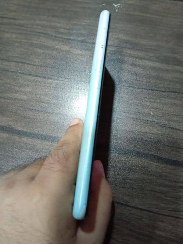 Oppo A52 3