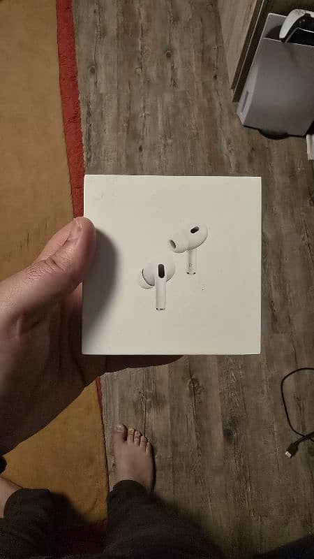 Apple Airpods pro 2 (second generation) Type C 1