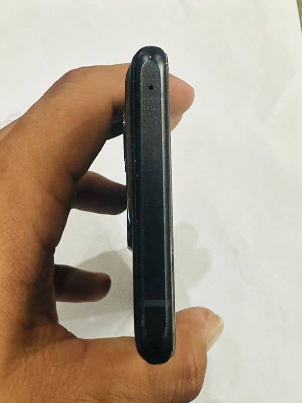 One Plus 10 Pro 5g American Model Mint Condition 4