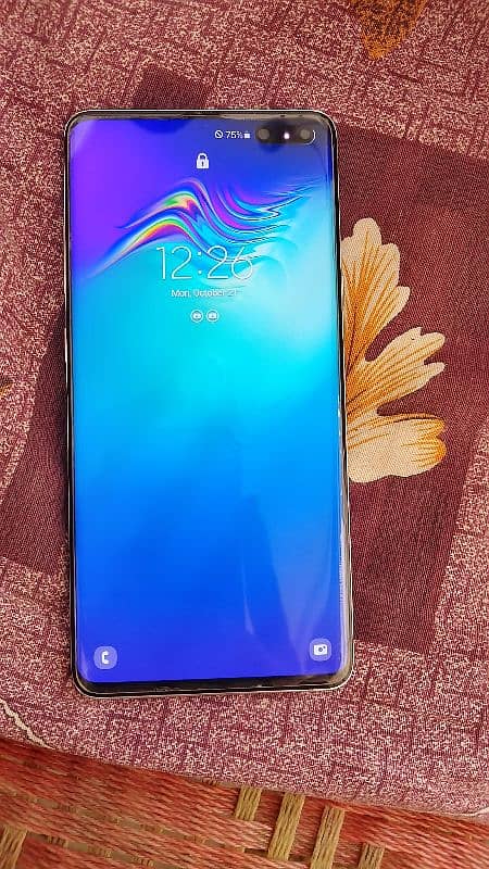 Samsung Galaxy S10 plus 5G 1