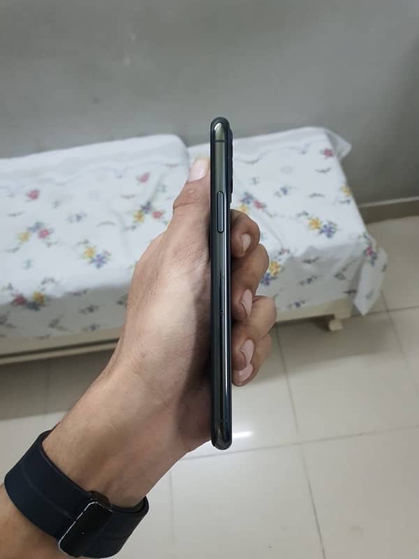 IPHONE 11 pro 64Gb 2