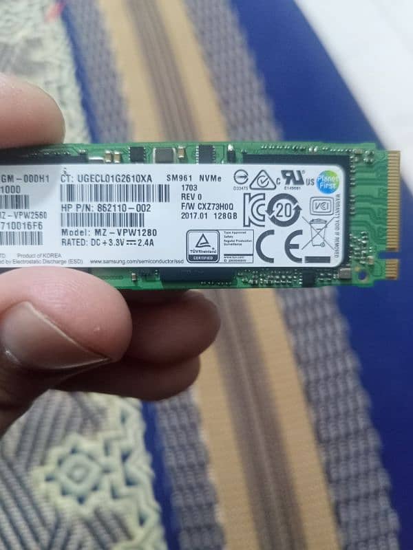 M. 2 SSD NVME 128GB 1