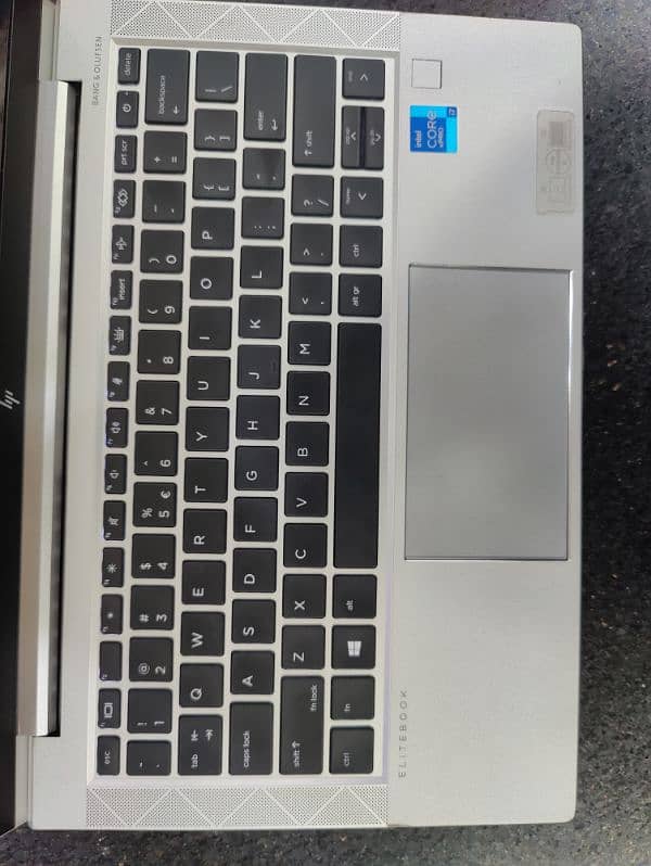 HP ELITEBOOK 830 G8 7