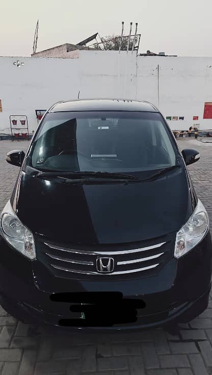 Honda Freed 11/17  MODEL 1