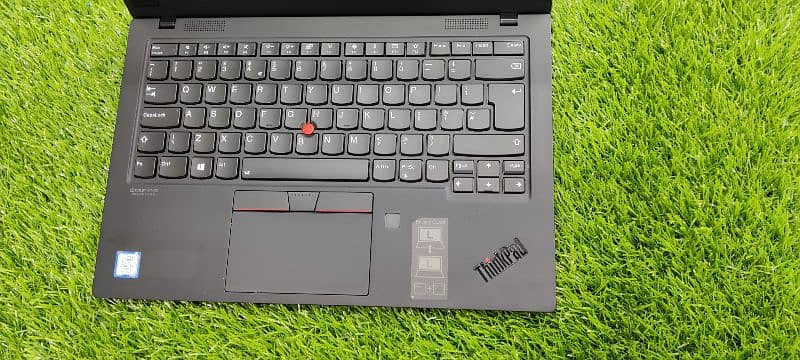 Lenovo Thinkpad X1 carbon 7th gen 1