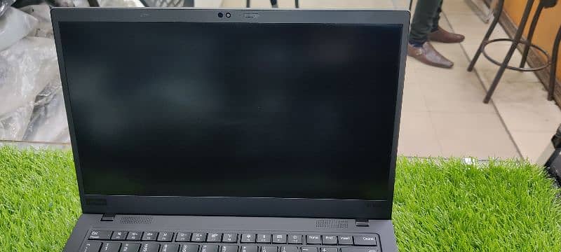 Lenovo Thinkpad X1 carbon 7th gen 2