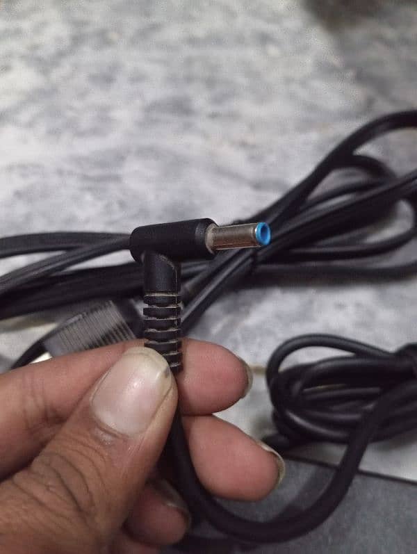 HP laptop charger 1